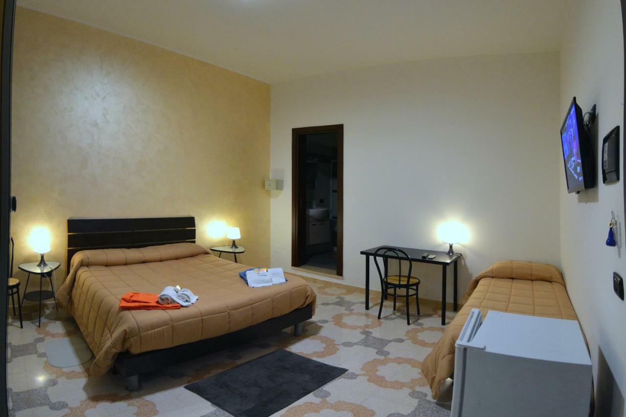 Bed & Breakfast "Mazzini" Leverano Exterior photo